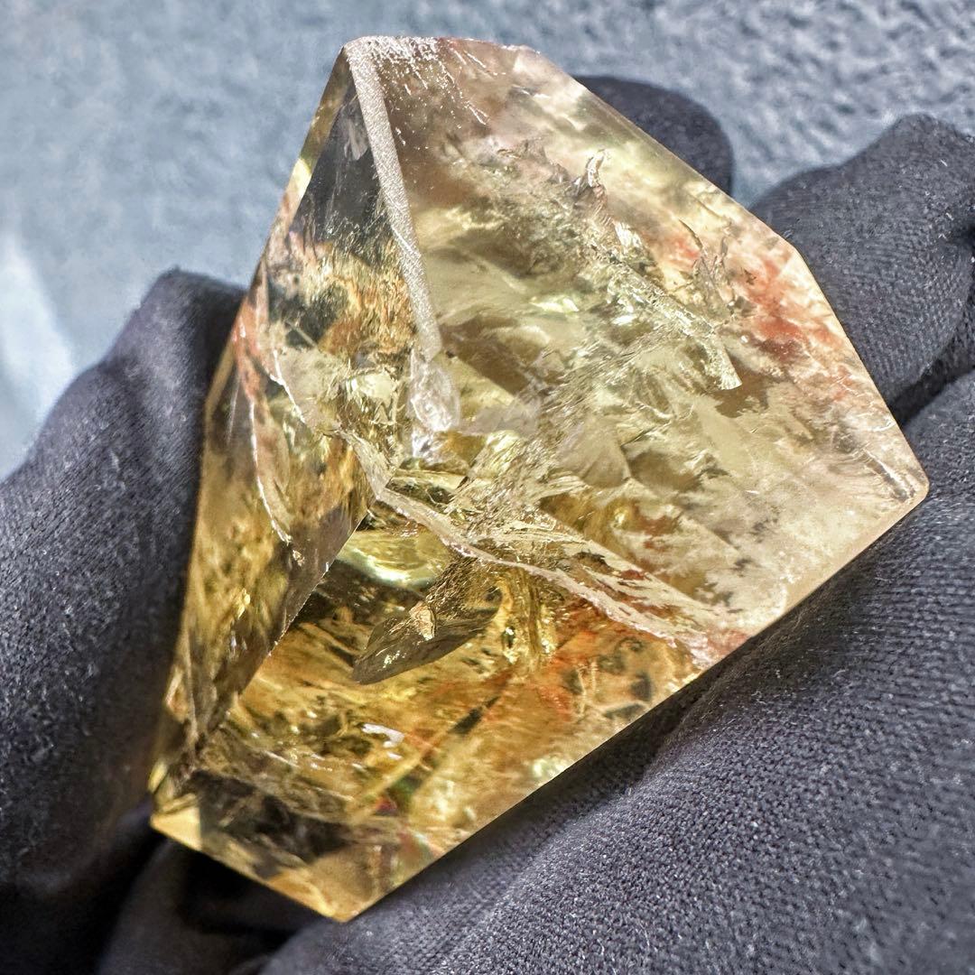 金運·浄化】シトリン☆黄水晶 六角柱レインボー☆ファントム 超パワー