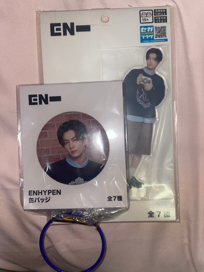 ENHYPEN JAY ジェイ缶バッジ & アクリルスタンド セット - メルカリ