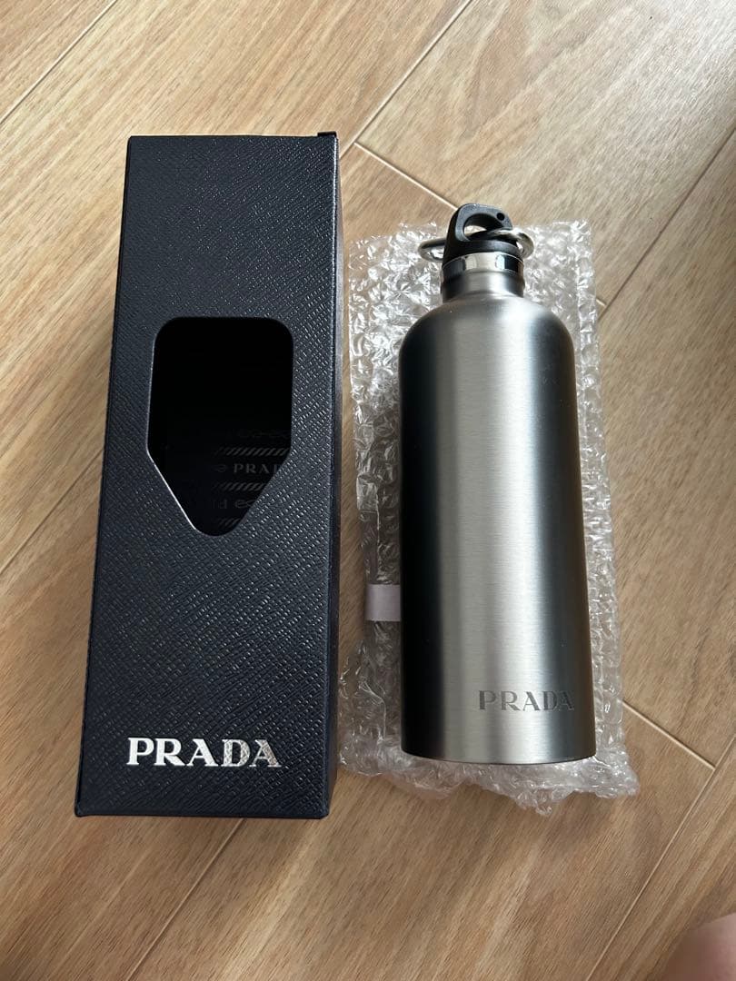 PRADA ステンレススチール 水筒 約500ml s-l400.jpg