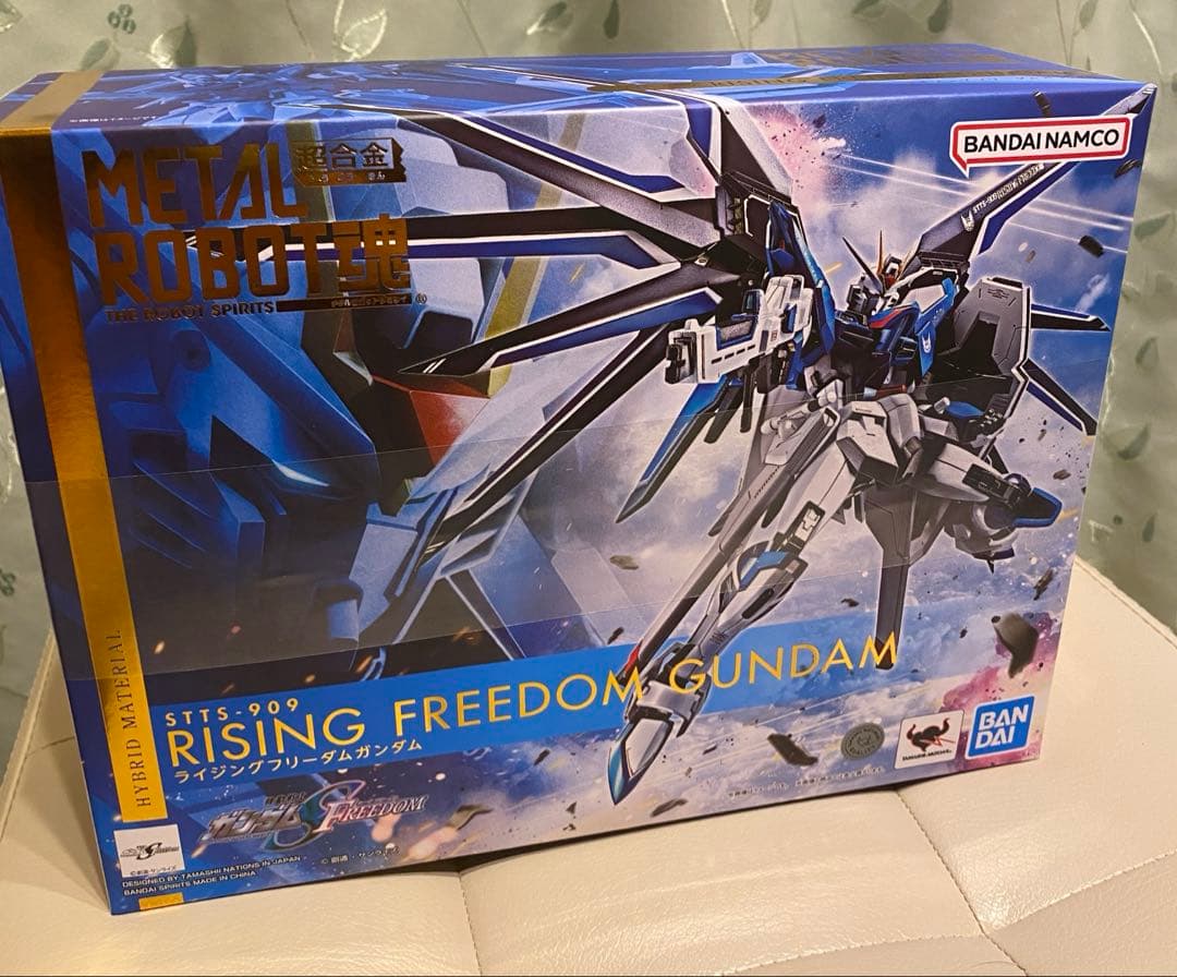 ガンダム／メタルロボット魂／ライジングフリーダムガンダム／BANDAI METAL ROBOT魂 ＜SIDE MS＞ ライジングフリーダムガンダム | 魂ウェブ