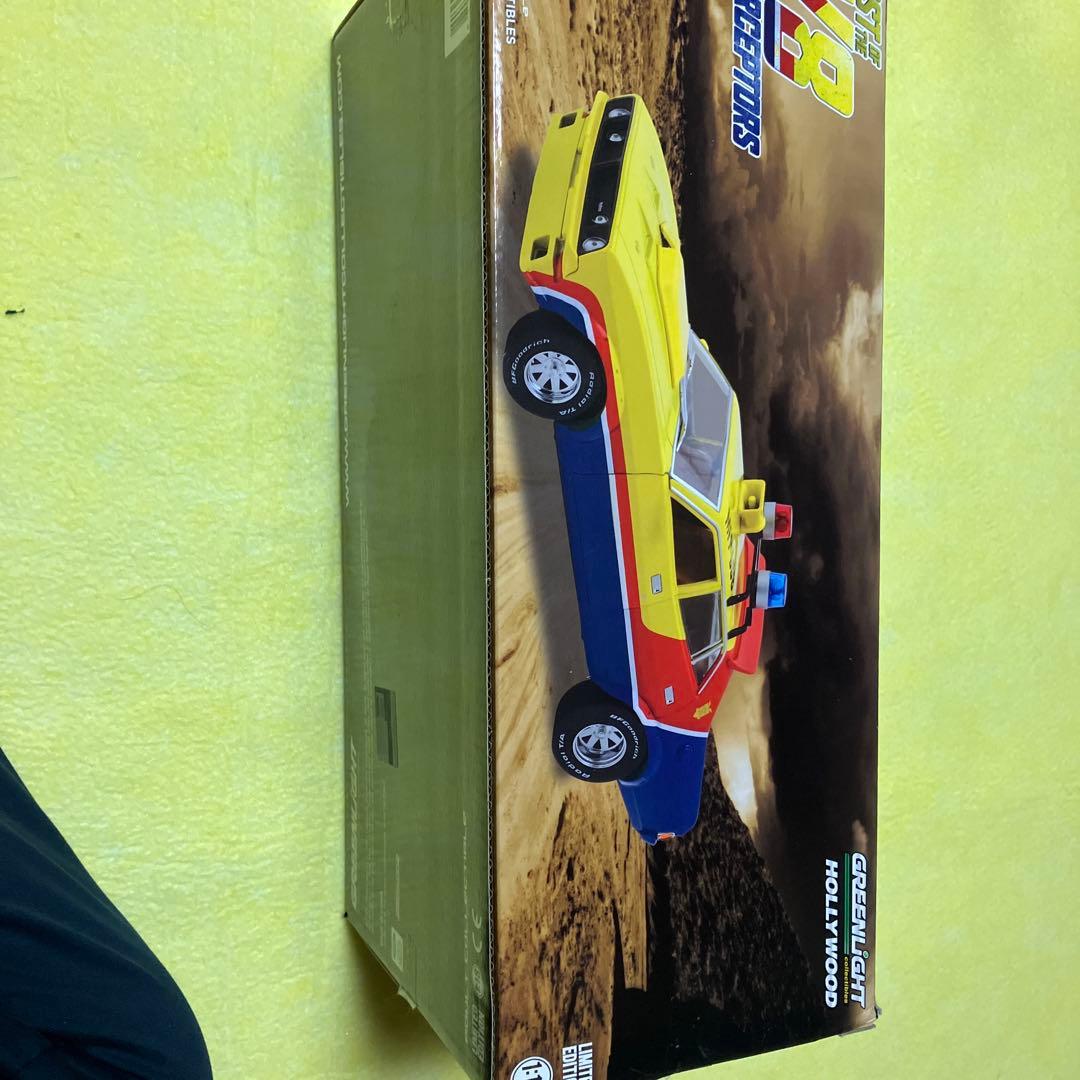 マッドマックス1974 Ford Falcon XB パトカー 1/18スケール - メルカリ