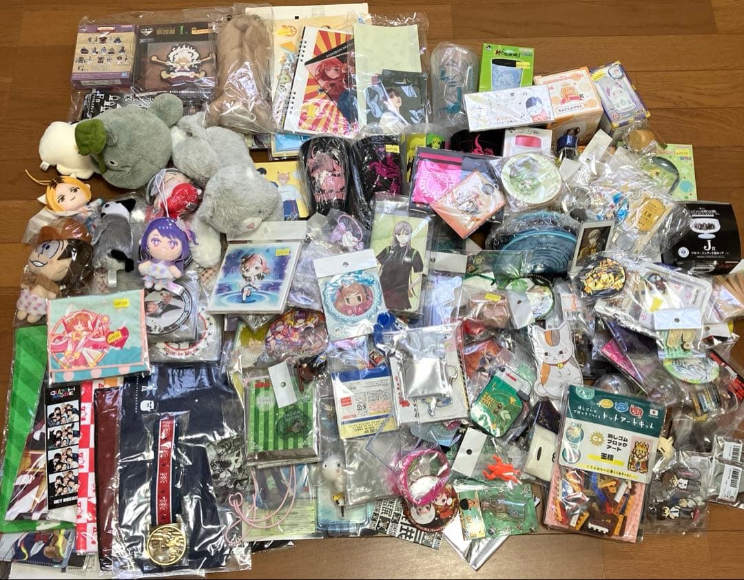 110サイズ アニメグッズなど 大量 まとめ売り - メルカリ