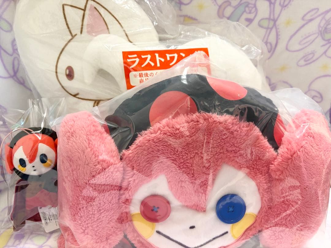 【2/13までの限定出品】まどマギ　べべ　きゅうべぇ　クッション まど☆マギ」鹿目まどか、暁美ほむら、巴マミたちがローソンに集結