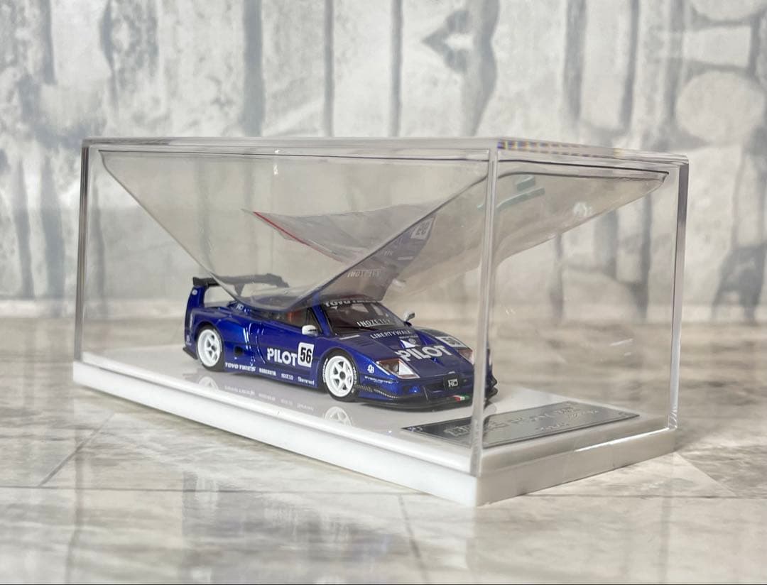 フェラーリF40 LBWK 1/64 ミニカー ガルウィング開閉