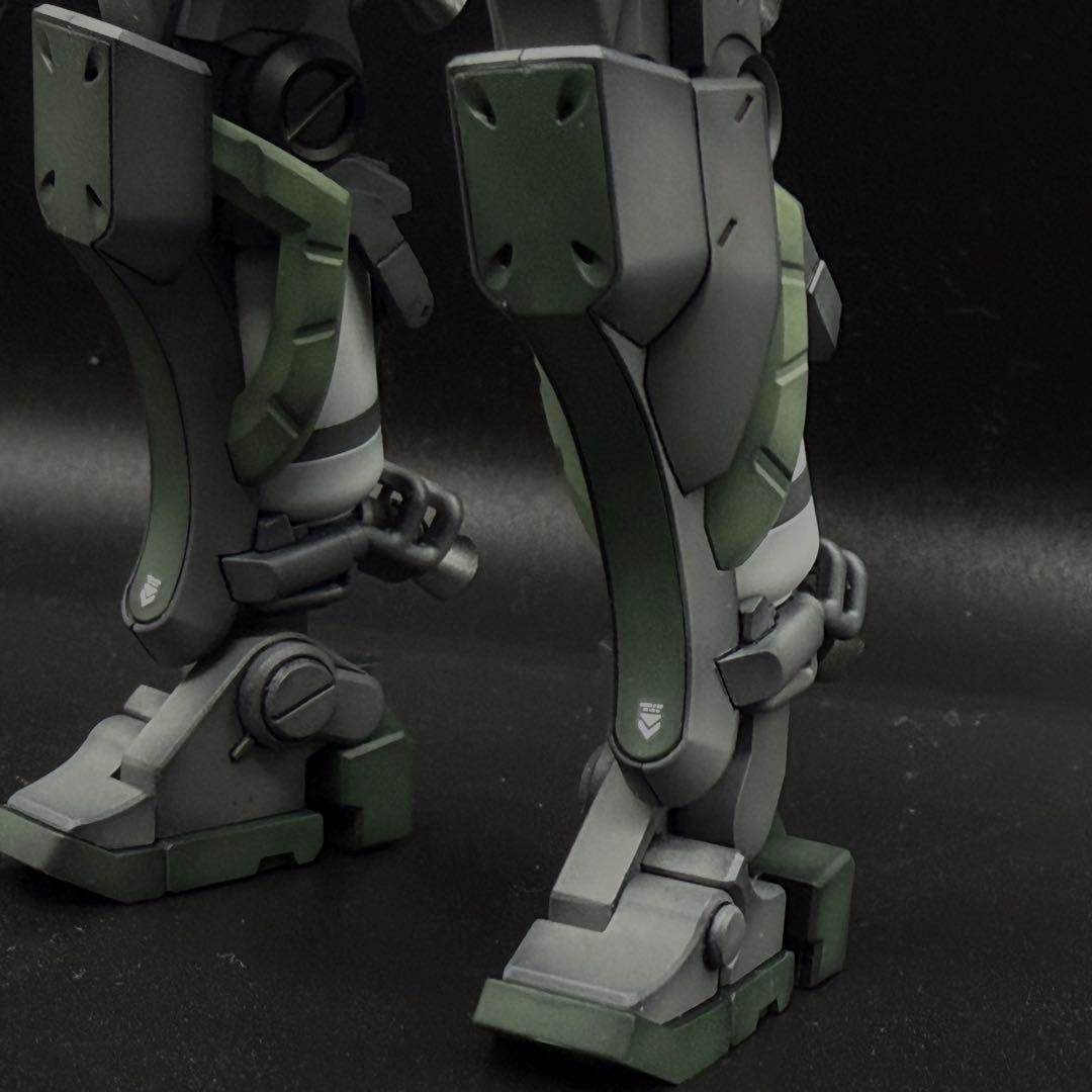 HG1/144ゲルググ 量産型 全塗装 完成品 ガンダムジークアクス ジム