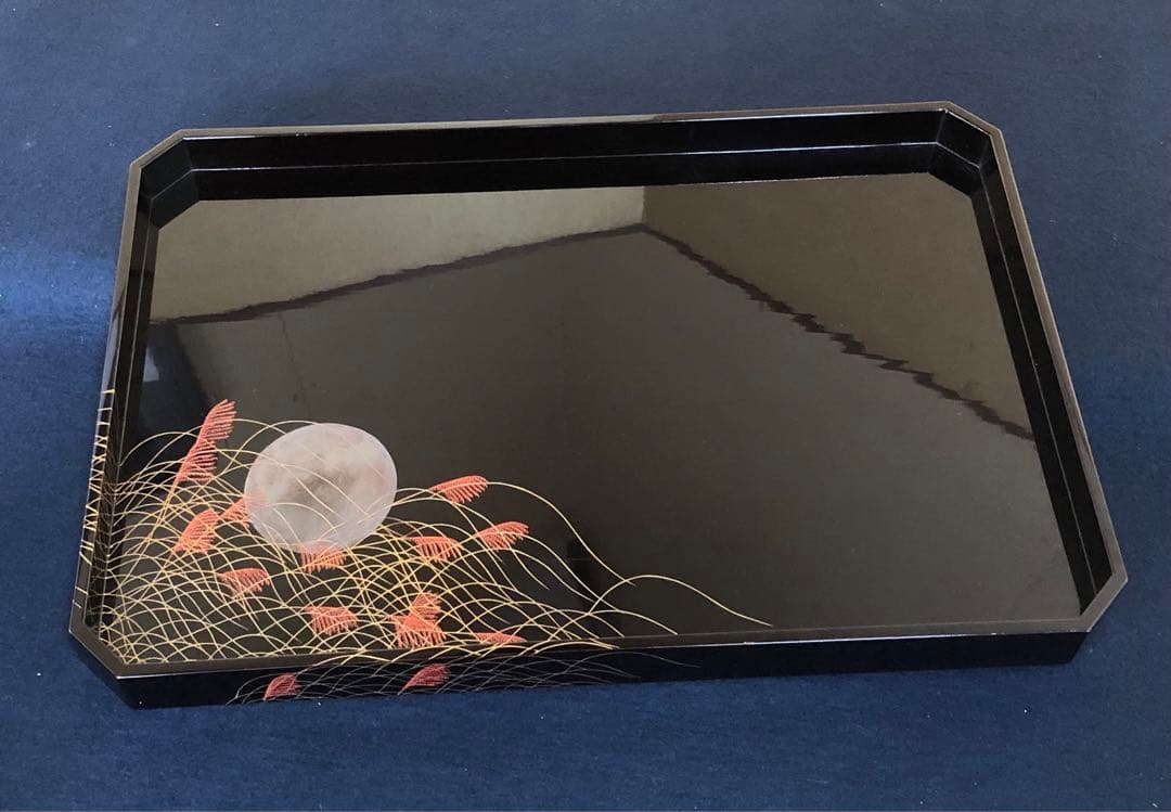 《レ》黒塗 月ススキ蒔絵 硯蓋 春正 木製漆器 共箱 251125え6