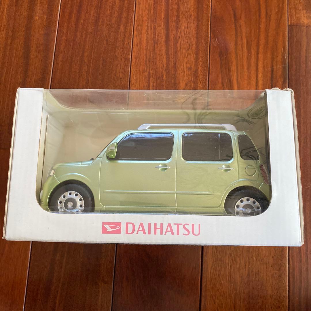 ダイハツ ミラココア 1/18スケール ミニカー - メルカリ