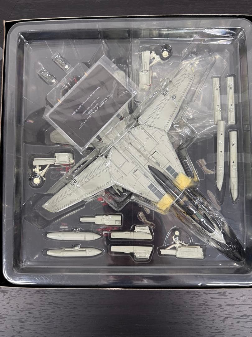 ★1/72スケール・美品★F-14Aトムキャット VF-84仕様 Amazon.co.jp: NUOTIE 1:72米海軍 F-14 トムキャット 合金モデル VF-84
