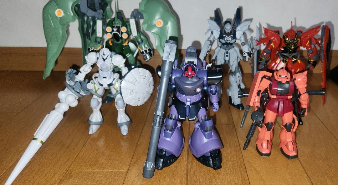 HGガンダムプラモデル　ガンプラ　ジャンク HG】ガンプラジャンク(旧HGザク→ザニー) 組立済み完成品 - メルカリ
