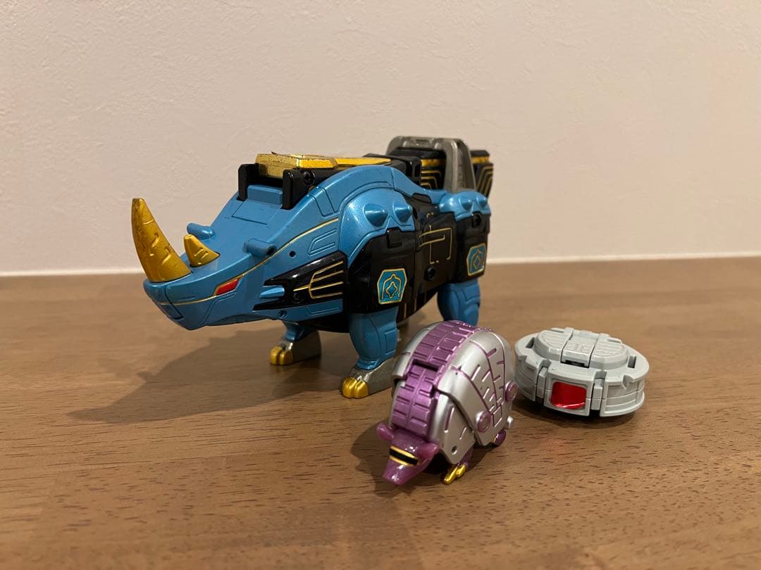 当時物】DXガオライノス、ガオマジロ 百獣戦隊ガオレンジャー - メルカリ