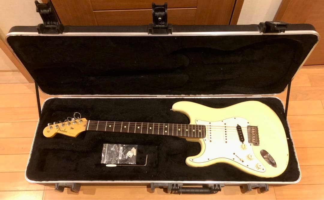 新春特価 Fender USA American Stratocaster LH Amazon.com: Fender American Ultra II Stratocaster, Left Handed