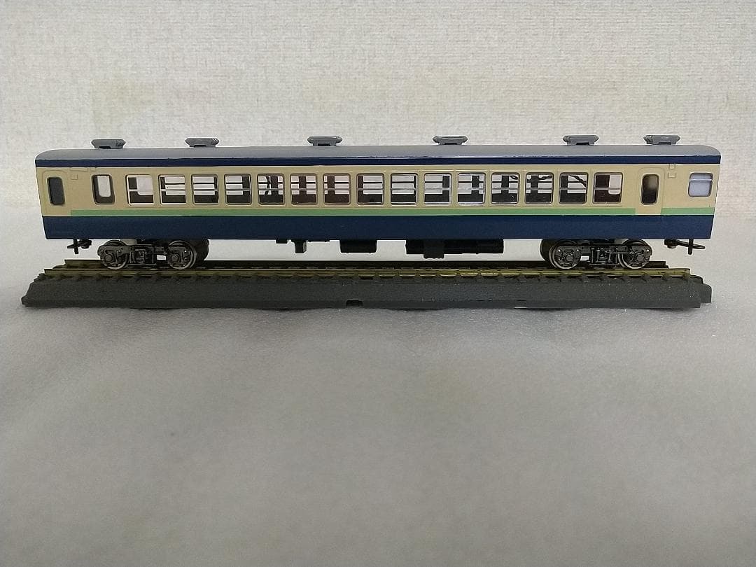 近郊型 サロ111 KTM 横須賀線色 16番(HO) 国鉄電車 サロ110-1200形 (横須賀色) (鉄道模型) - ホビー