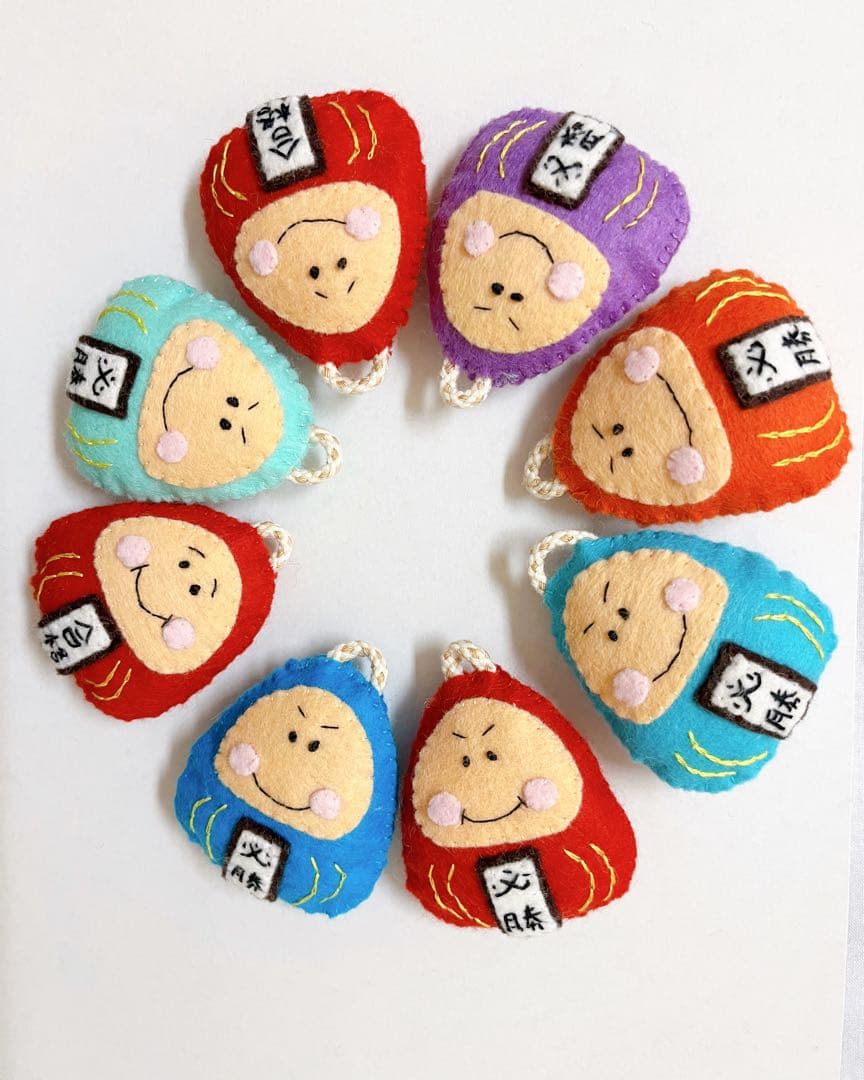 ダルマお守り ハンドメイド フェルト - メルカリ
