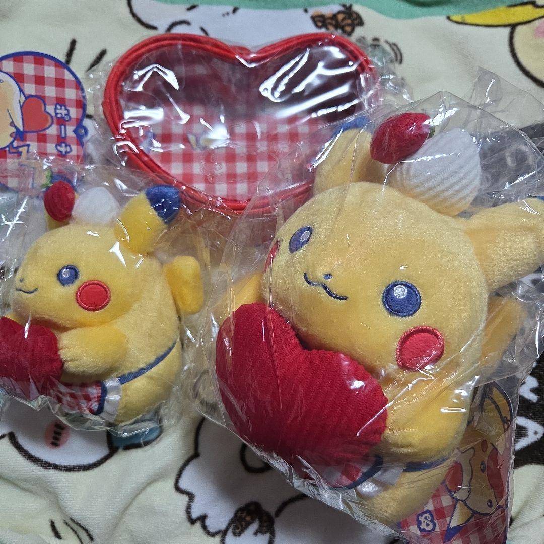 ピカチュウ　ぬいぐるみセット Amazon.co.jp: ポケモンセンターオリジナル ぬいぐるみ ランニング