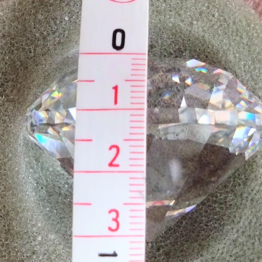 希少】旧SWAROVSKI クリスタルラウンドカット置物 30% Pbo - メルカリ