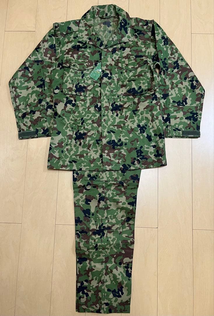 陸上自衛隊】ノンアイロン陸自迷彩服、4Aサイズ、新品・未使用・商品