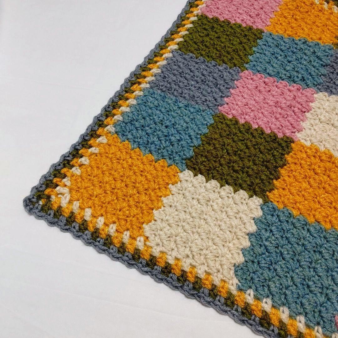 ひざ掛け ハンドメイド ミニブランケット パッチワーク風 かぎ針編み