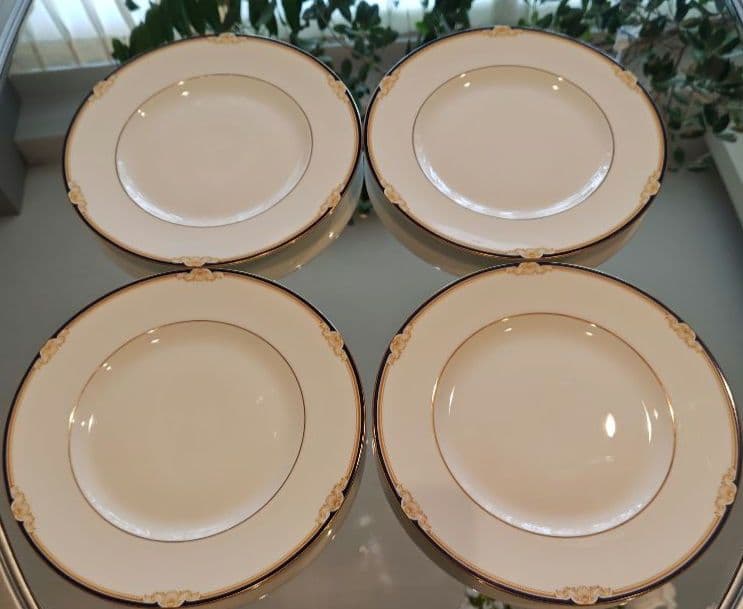 WEDGWOOD 黒壺 キャベンディッシュ27.5cm プレート4枚 - メルカリ