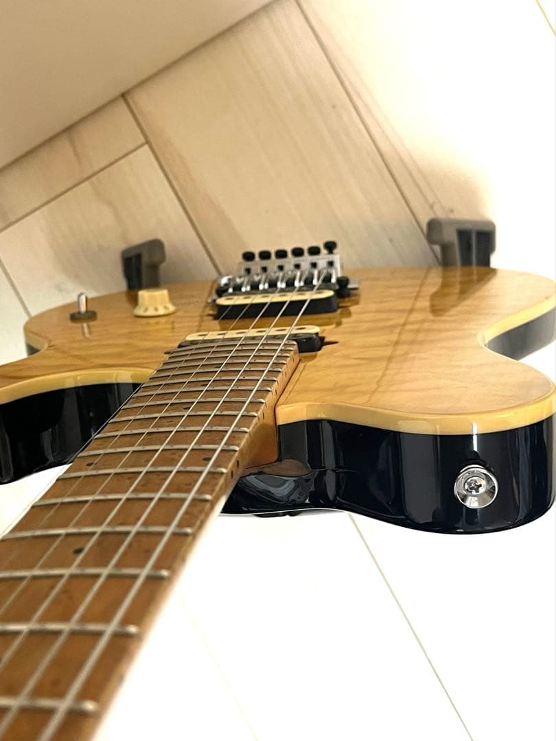musicman axis （USA）gold w/trem Dチューナー - メルカリ