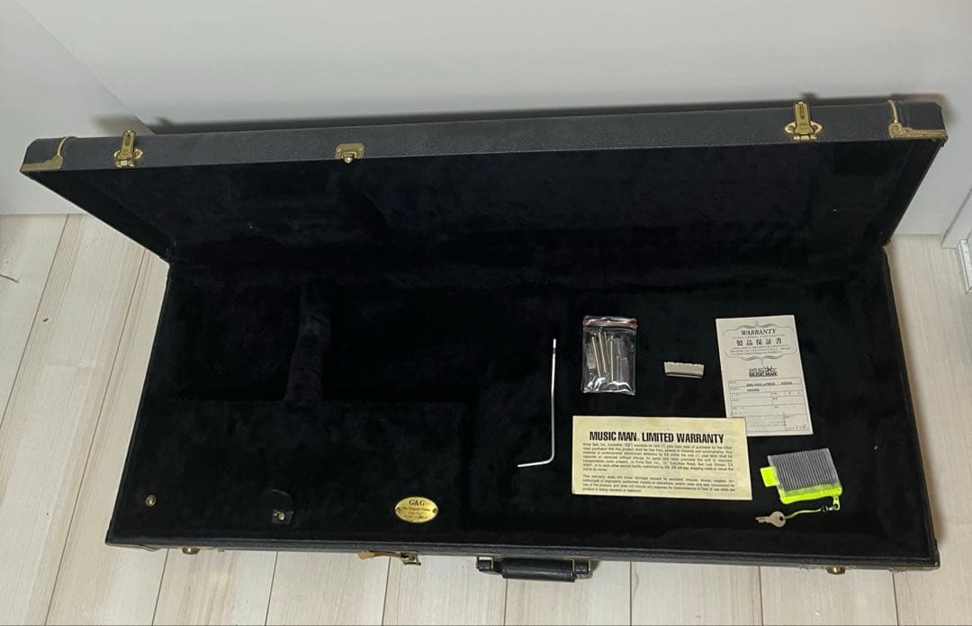 musicman axis （USA）gold w/trem Dチューナー - メルカリ
