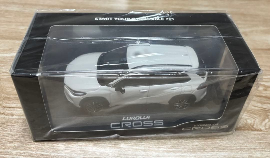 トヨタ 新型カローラクロス ミニカー プラチナホワイトパール Amazon.co.jp: 1/30 ミニカー 新型カローラクロス COROLLA CROSS