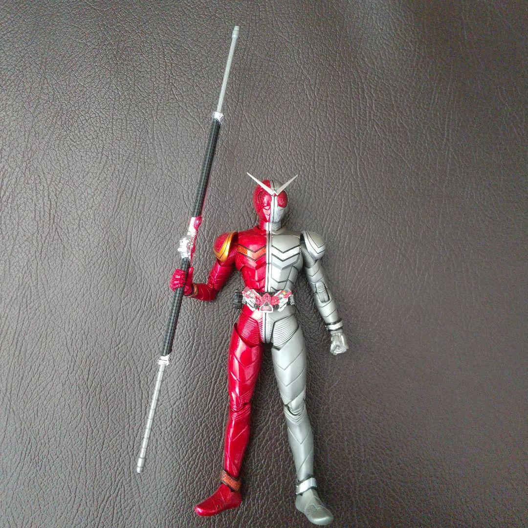 S.H.Figuarts（真骨彫製法）仮面ライダーWヒートメタル