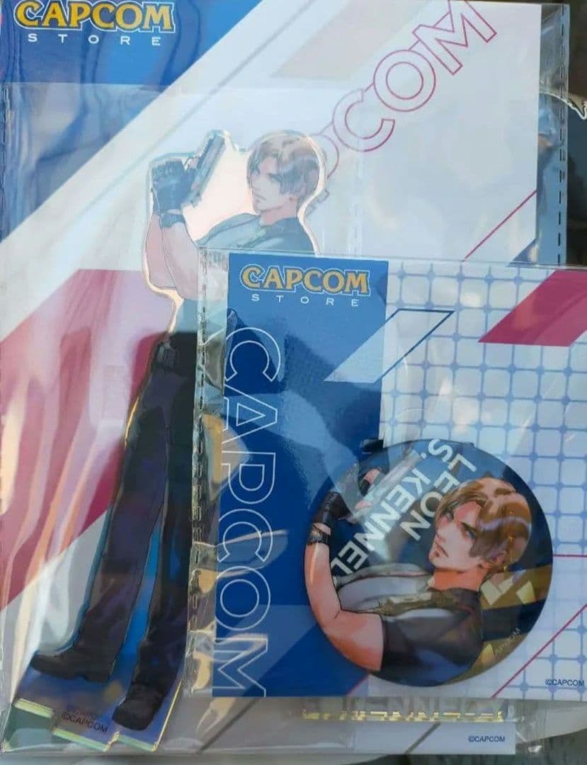 カプコンストア 池袋 バイオハザード アクスタ 缶バッジ セット レオン