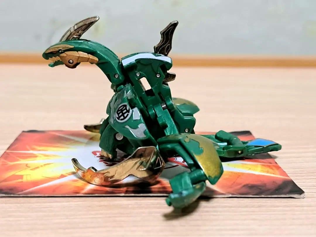 最終値下げ 激レア 爆丸 神3 磁ドラガオン 轟フドウ 士ガリュウ カード