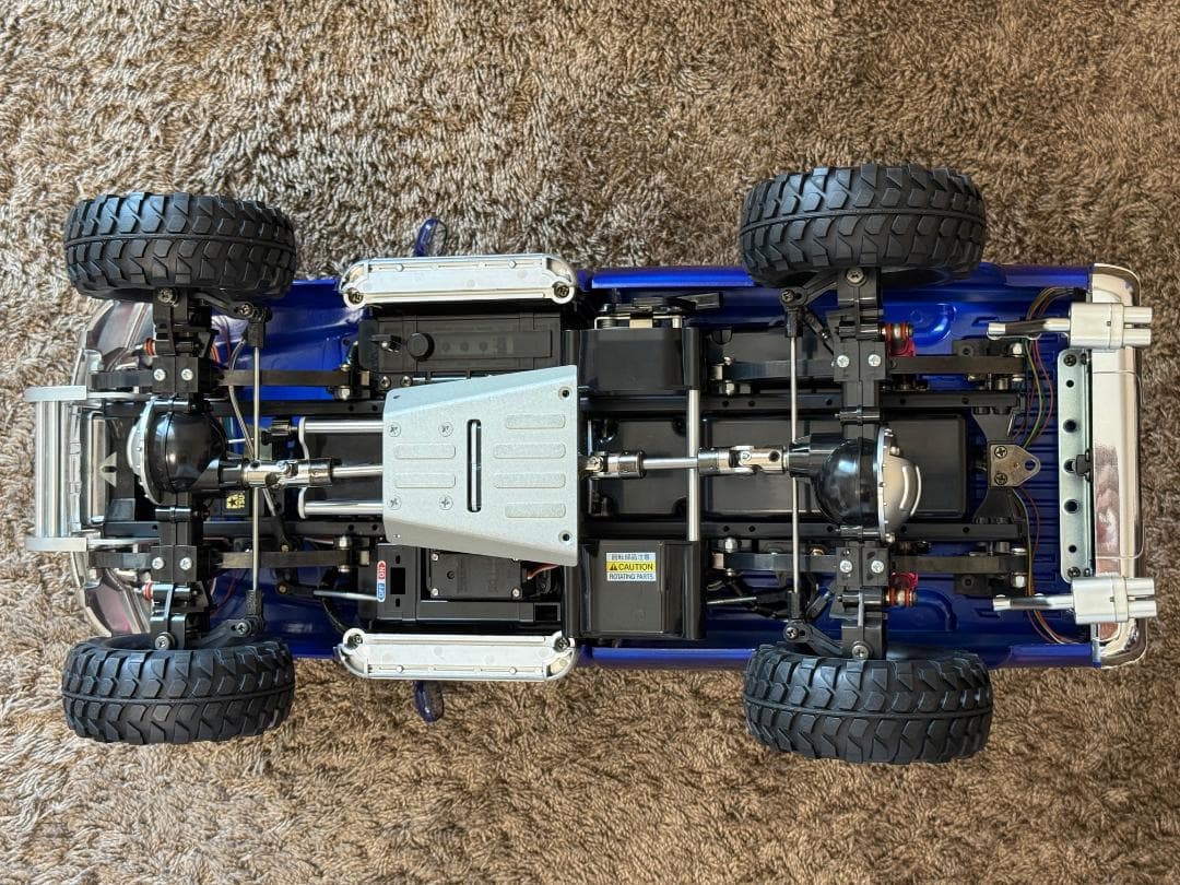 タミヤ 1/10 フォードF-350ハイリフト(フルオペ)バッテリー、充電器