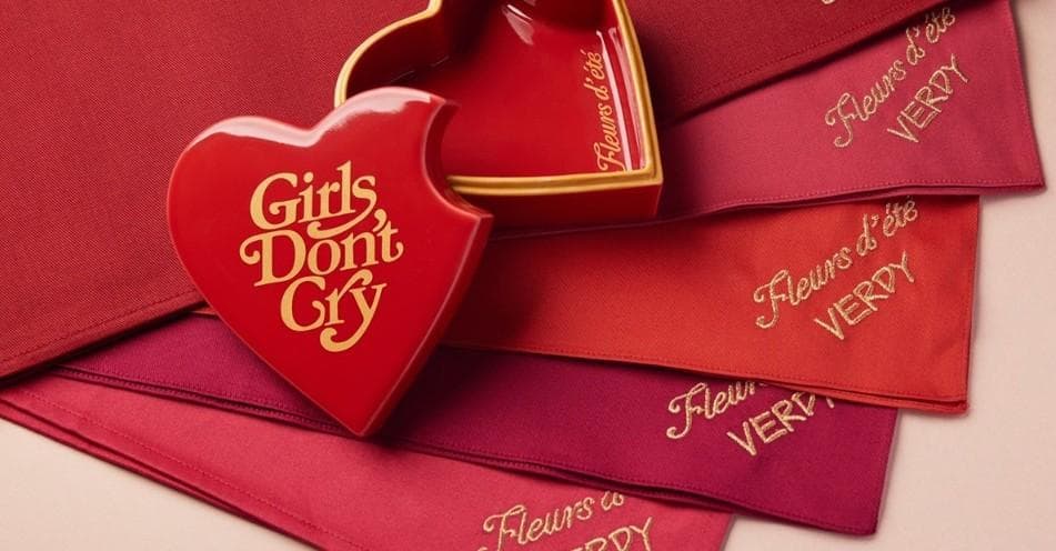 été Girls Donʼt Cry 有田焼 陶器 ケース 2個セット ② エテ x ガールズドントクライから有田焼と風呂敷のセットが発売