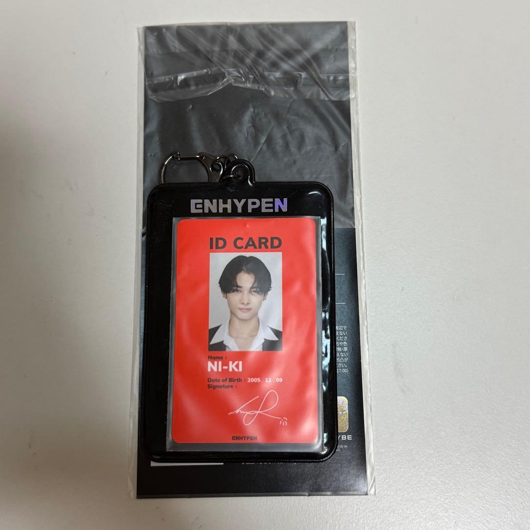 ENHYPEN ニキ manifesto トレカケース IDカード - メルカリ