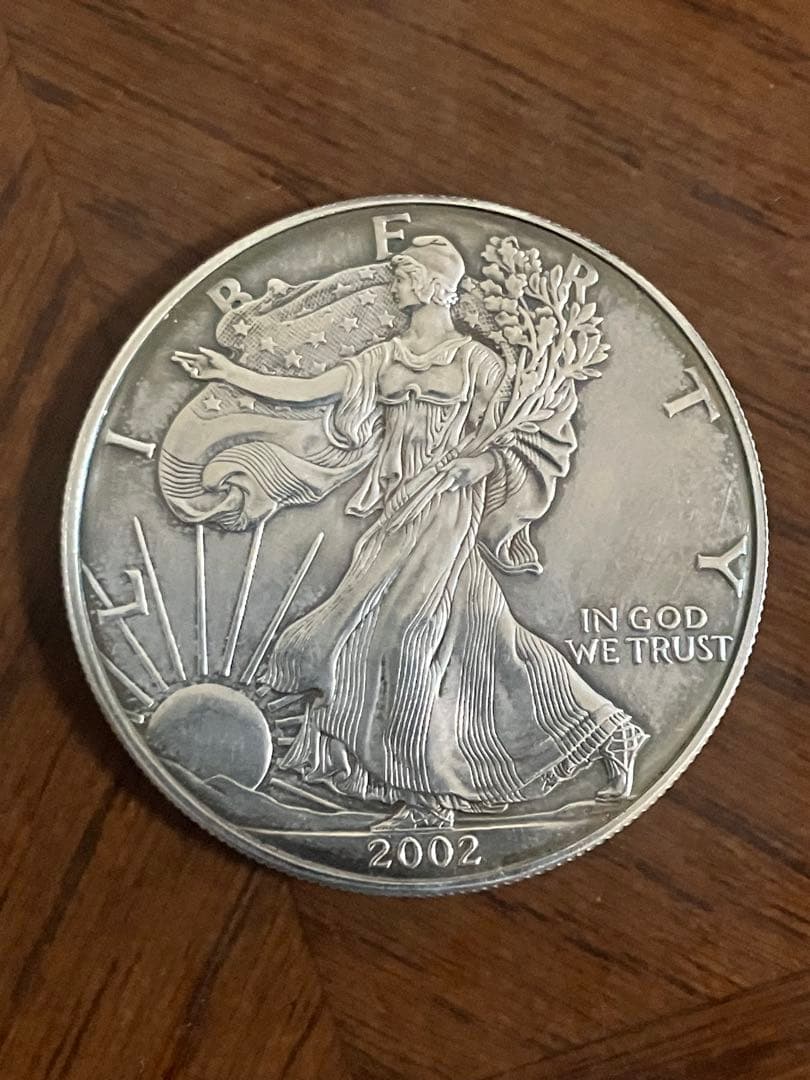 アメリカシルバーイーグル銀貨2002年　1オンス銀貨　純銀　ウォーキングリバティ イーグル銀貨 1オンス 2026年製 クリアケース入り 純銀 銀貨 コイン