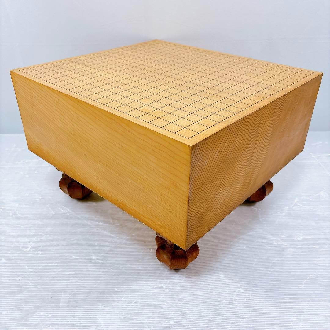 【美品】囲碁盤 極厚 高級 へそ付き 厚さ17.6cm 5.8寸 天地柾 柾目 本榧脚付碁盤 6寸柾目 18Z112