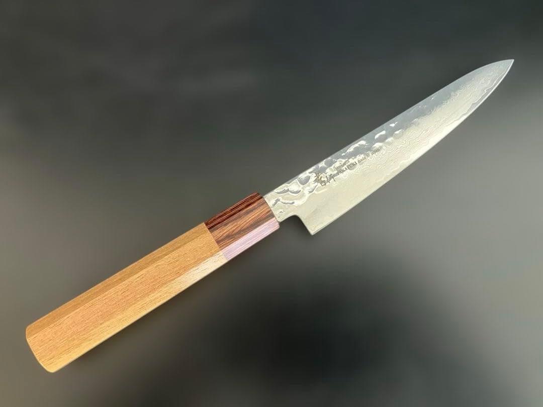 堺孝行　33層槌目ダマスカス和式　ペティナイフ150mm Amazon | 堺孝行 槌目ダマスカス 33層 洋ハンドル (ペティ150mm 07398