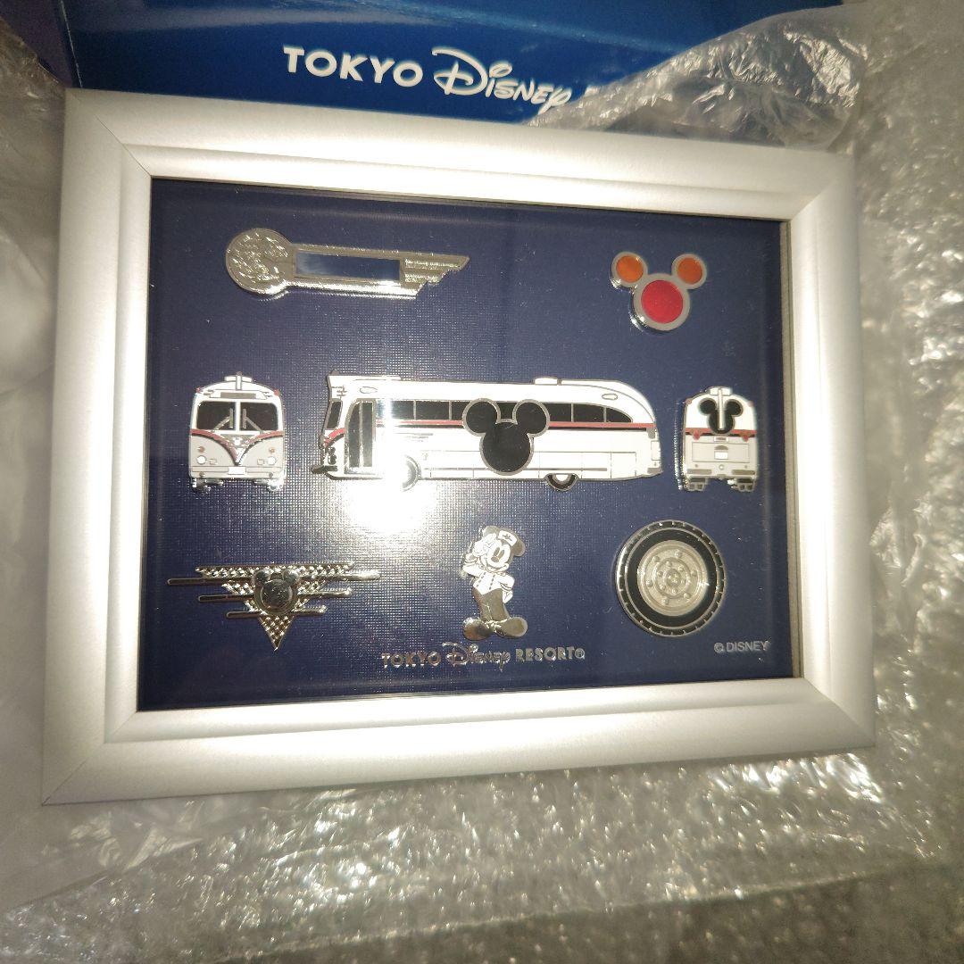 ディズニー リゾートクルーザー ピンバッジ - メルカリ