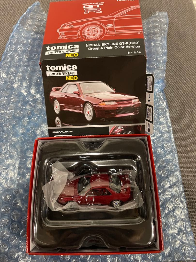 トミカリミテッドヴィンテージネオ スカイライン GT-R R32 プレーン
