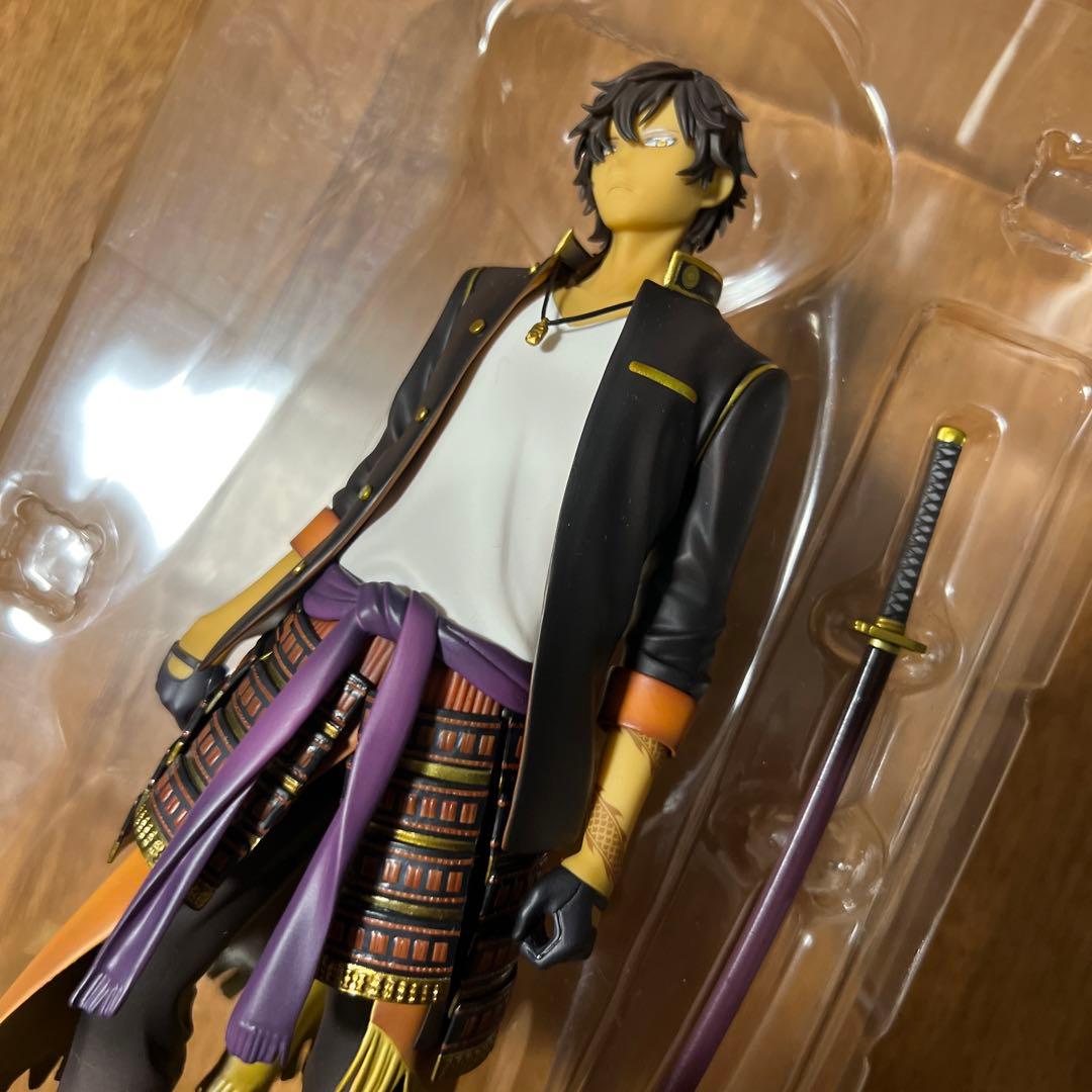 刀剣乱舞 大倶利伽羅 フィギュア 1/8スケール塗装済完成品 - メルカリ