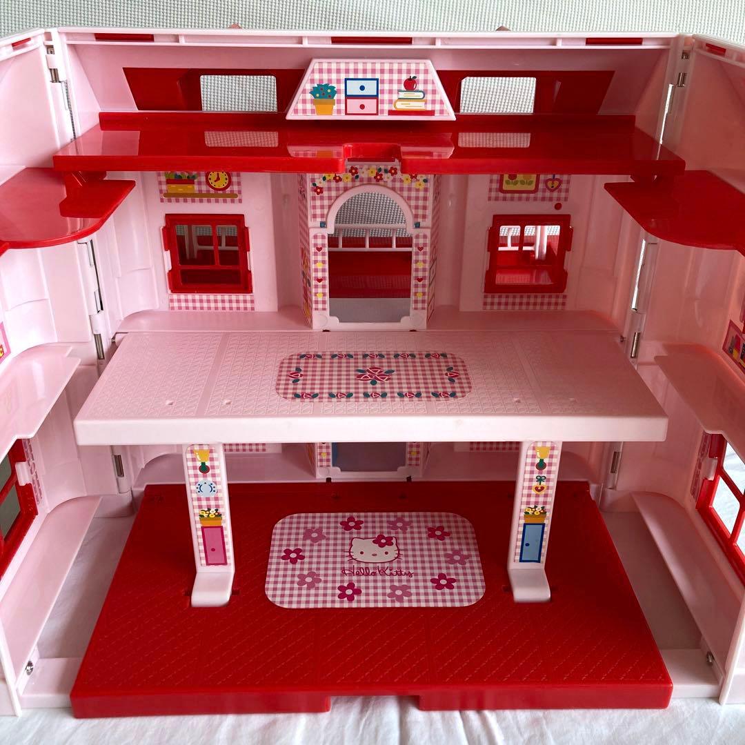 確認用写真 HELLO KITTY ドールハウス 赤い屋根 ハローキティのお家