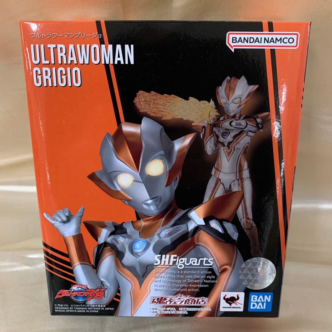 S.H.Figuarts ウルトラウーマングリージョ ウルトラマンR/B TOY]サウンド戦士 ゴーオンレッド 炎神戦隊ゴーオンジャー 完成トイ
