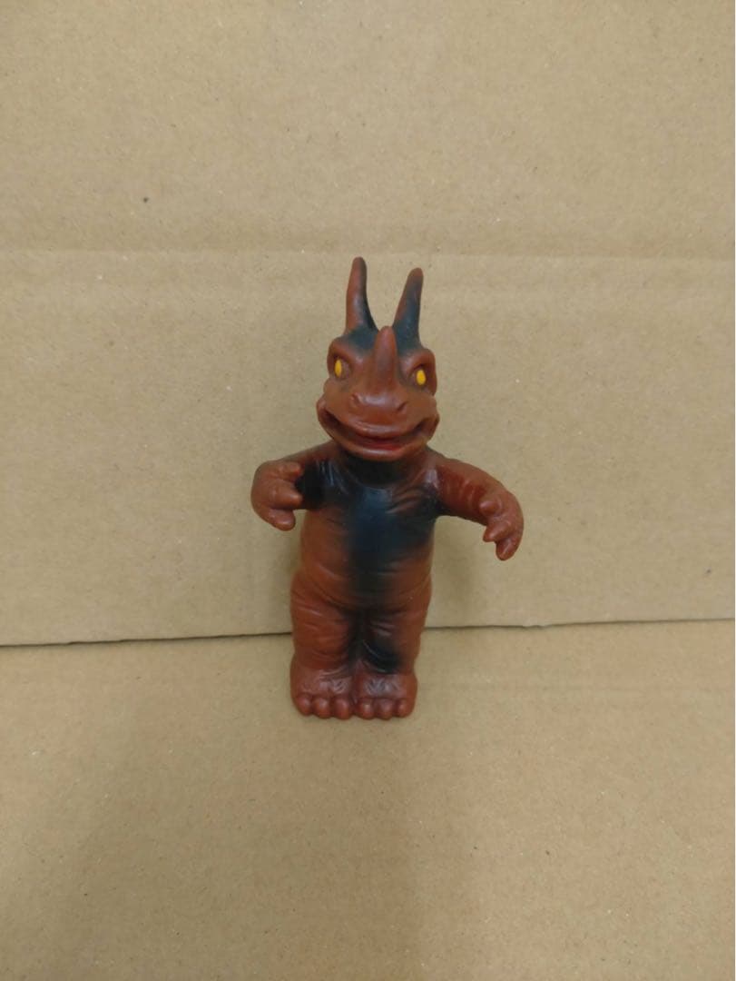 大里玩具　指人形　ネロンガ　ソフビ ネロンガ 大里玩具 指人形 ソフビ 当時物 【公式通販】