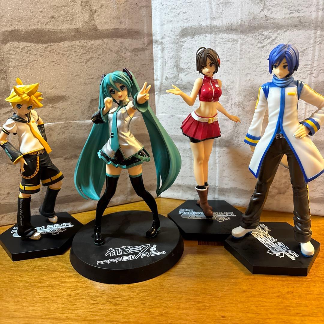 初音ミク・鏡音リン・レン・KAITO フィギュアセット 鏡音錬
