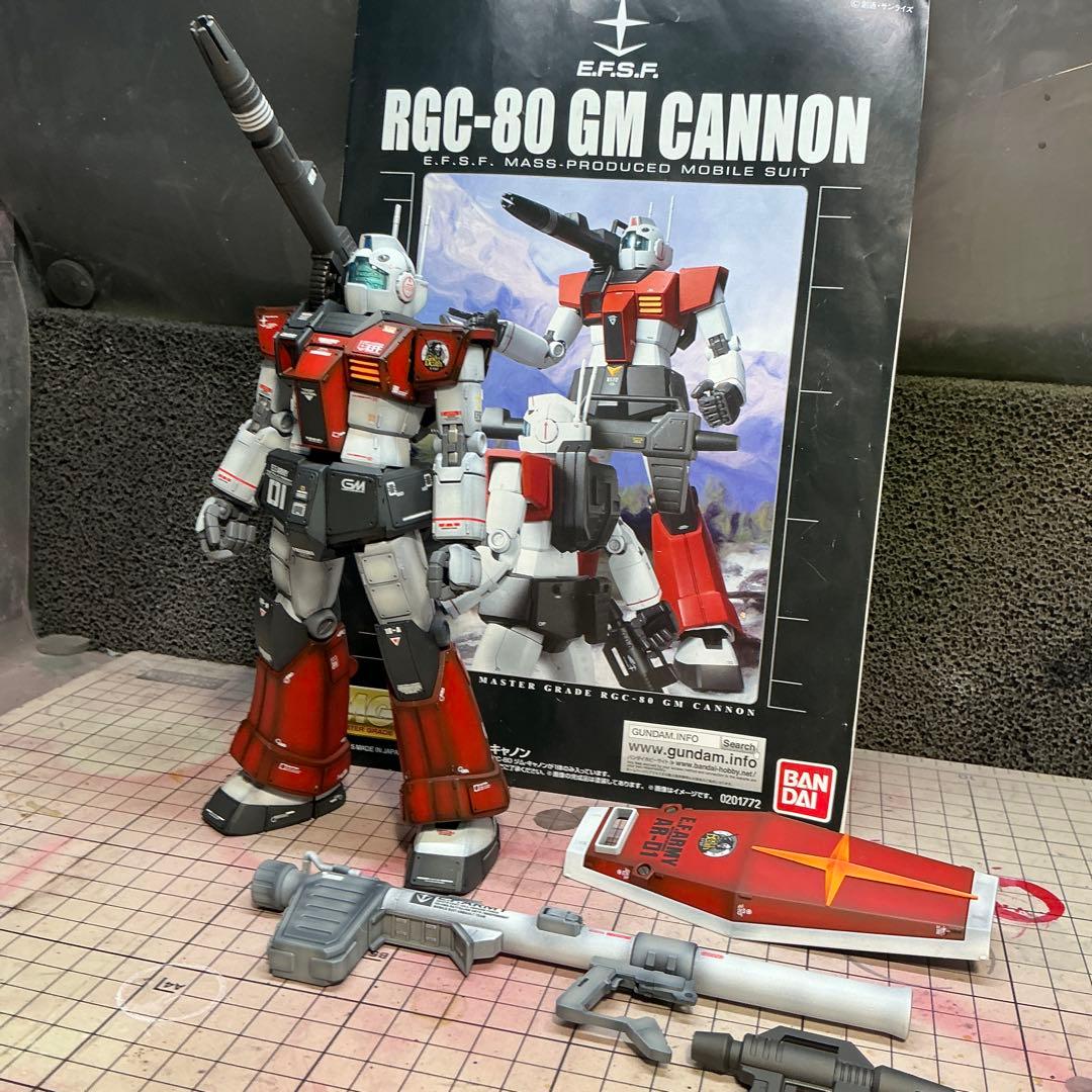 ガンプラ完成品 MG ジムキャノン 全塗装微改造 - メルカリ