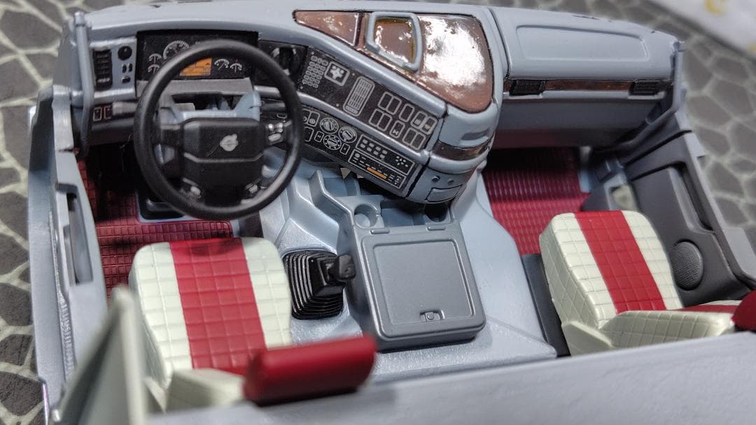 イタレリ デコトラ ボルボ FH-16 トレーラーヘッド 完成品 - メルカリ