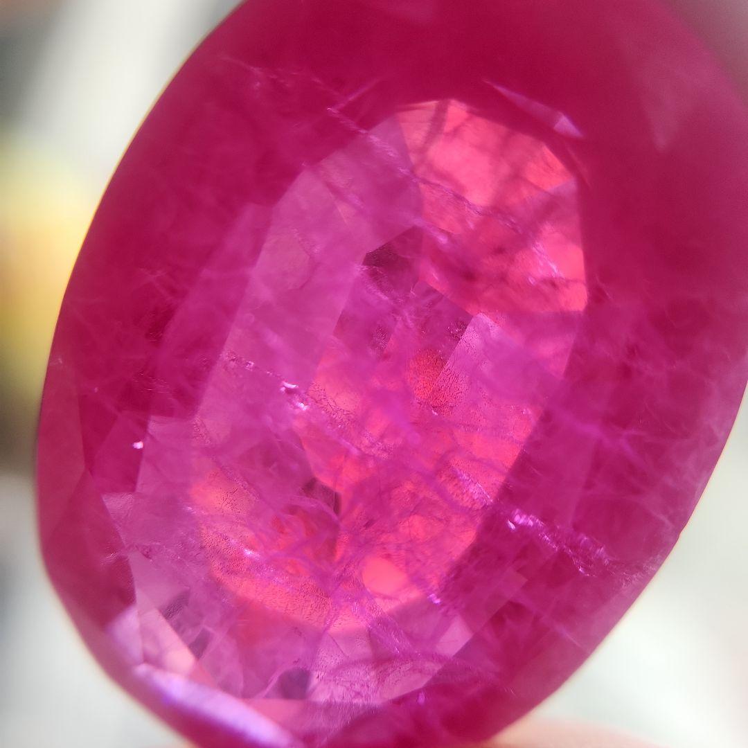 貴重珍品！巨大フラックス法ルビー 63.218ct