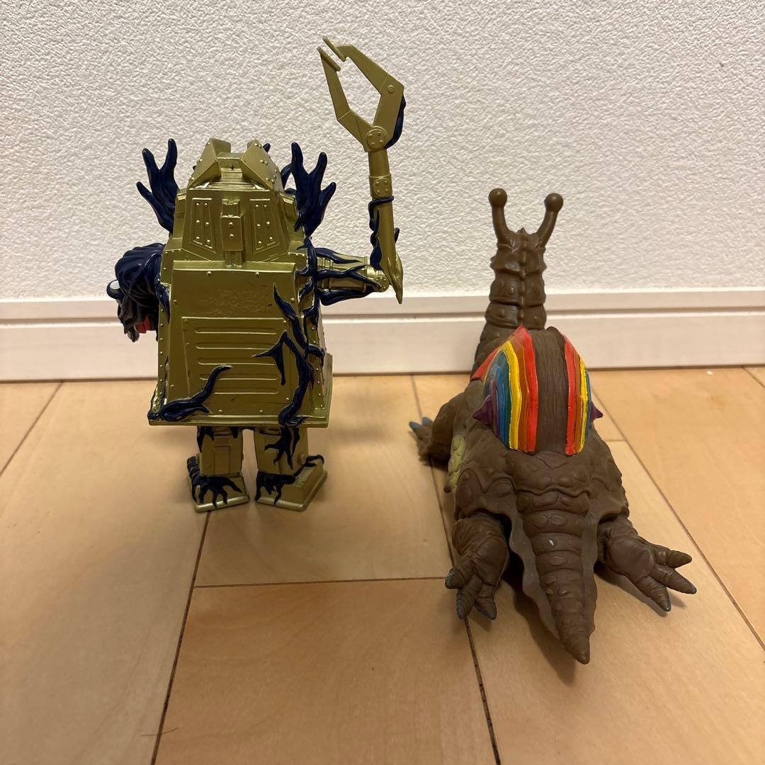 ウルトラ怪獣シリーズ 10体セット まとめ ソフビ - メルカリ