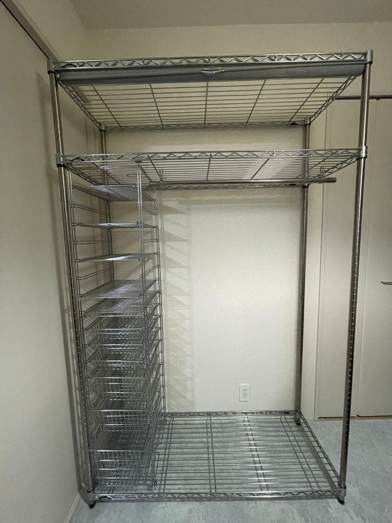  ERECTA シェルフスクリーン付き　スチールラック　ハンガーラック 高品質な家庭用スチールラック・業務用シェルフの通販｜エレクター公式
