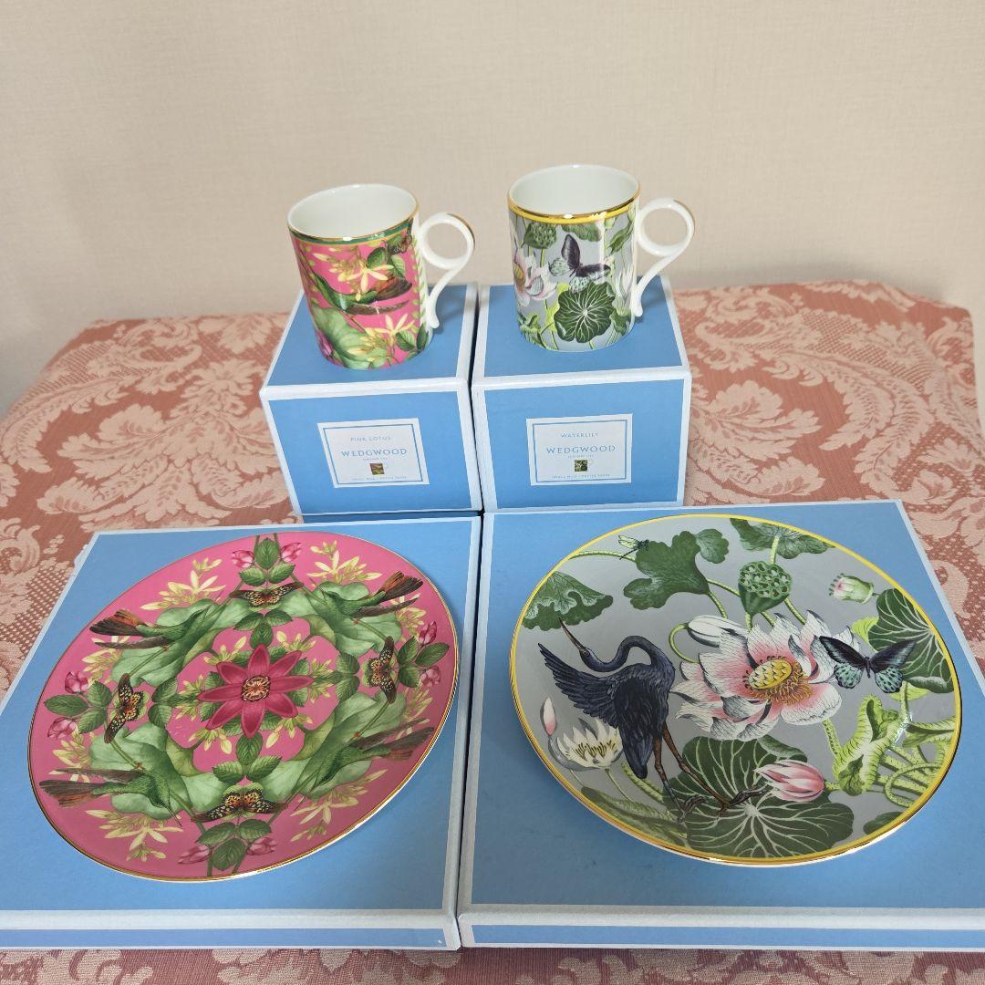  PINK ROTUS、WATERLIRY ２種のカップ&皿 S/4 Flower Tidbit Bowl