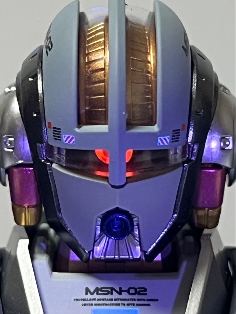 ガンプラ RG 1/144 ジオング 塗装完成品 塗装を抑えつつ見応えのある「RG ジオング」が完成！ メカ、フレーム