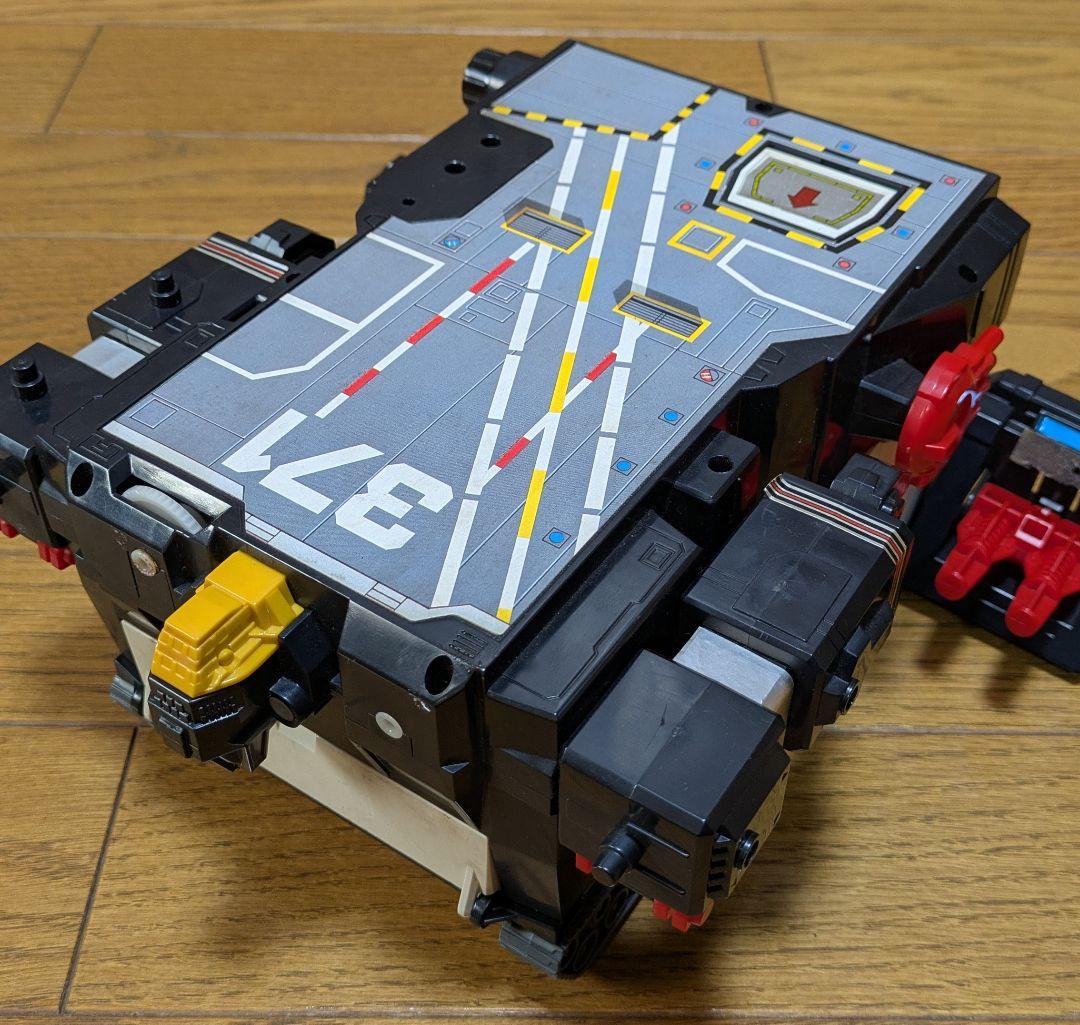 トランスフォーマー ロボットベース グランダス - メルカリ