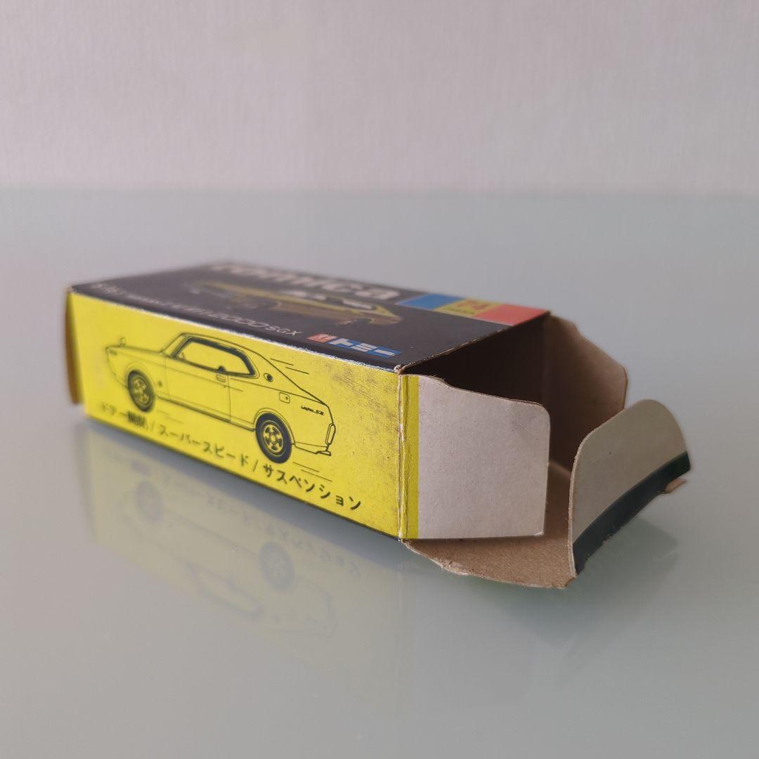 黒箱 トミカ ニッサンローレル2000SGX 色指定箱 - メルカリ